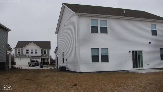 $2,600 | 5916 Sunstone Road, Indianapolis, IN 46239