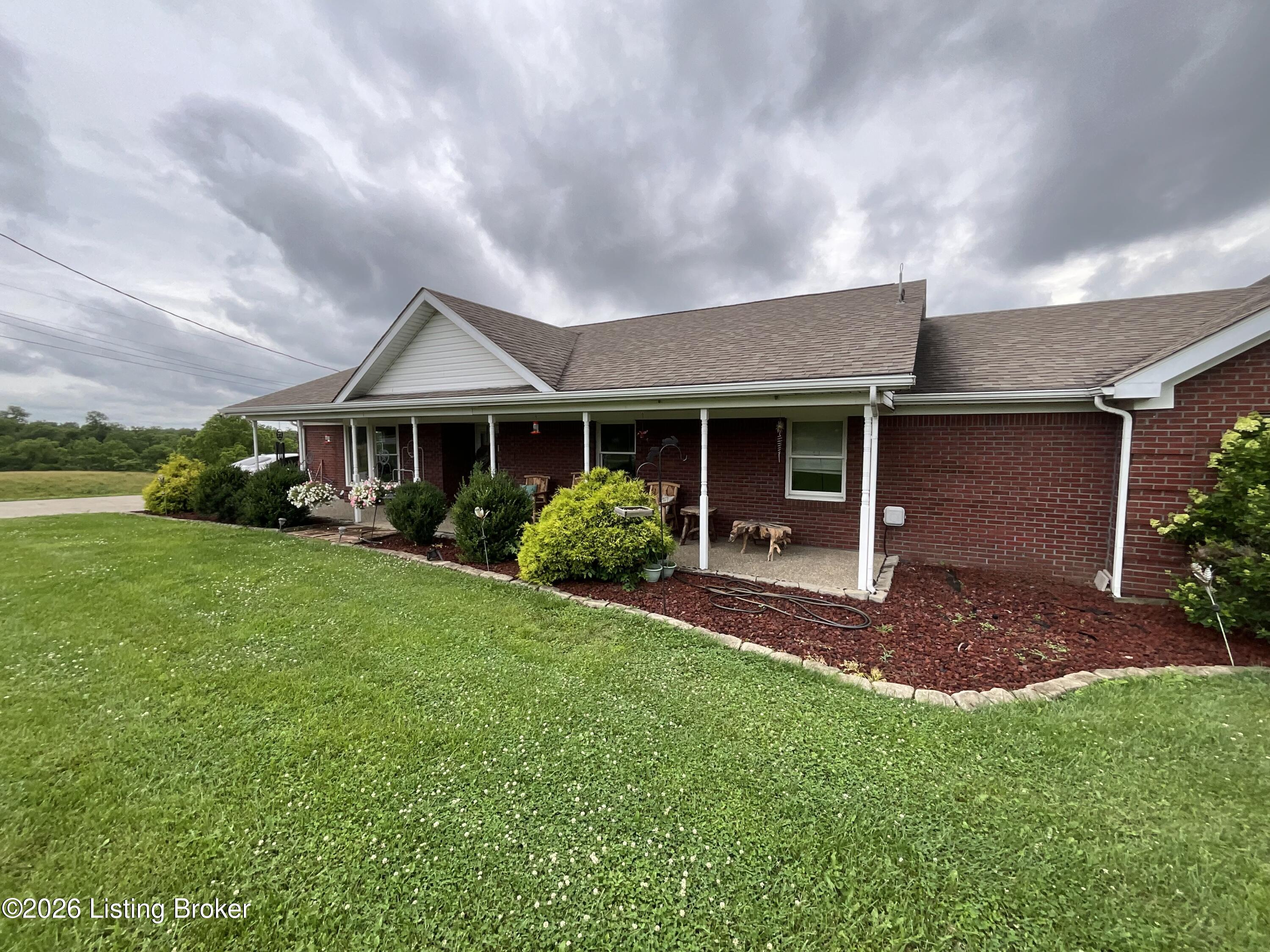 2081 Bells Ridge Road Bedford, KY 40006 - Photo 26 of 121 IMG_1606