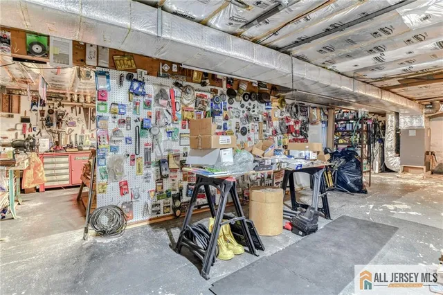 $679,000 | 19 Jurgelsky Road, Monroe Township, NJ 08831