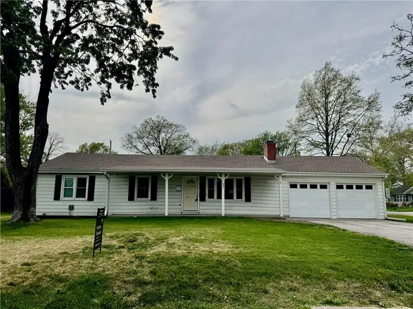 $240,000 | 601 South Troost Street, Olathe, KS 66061