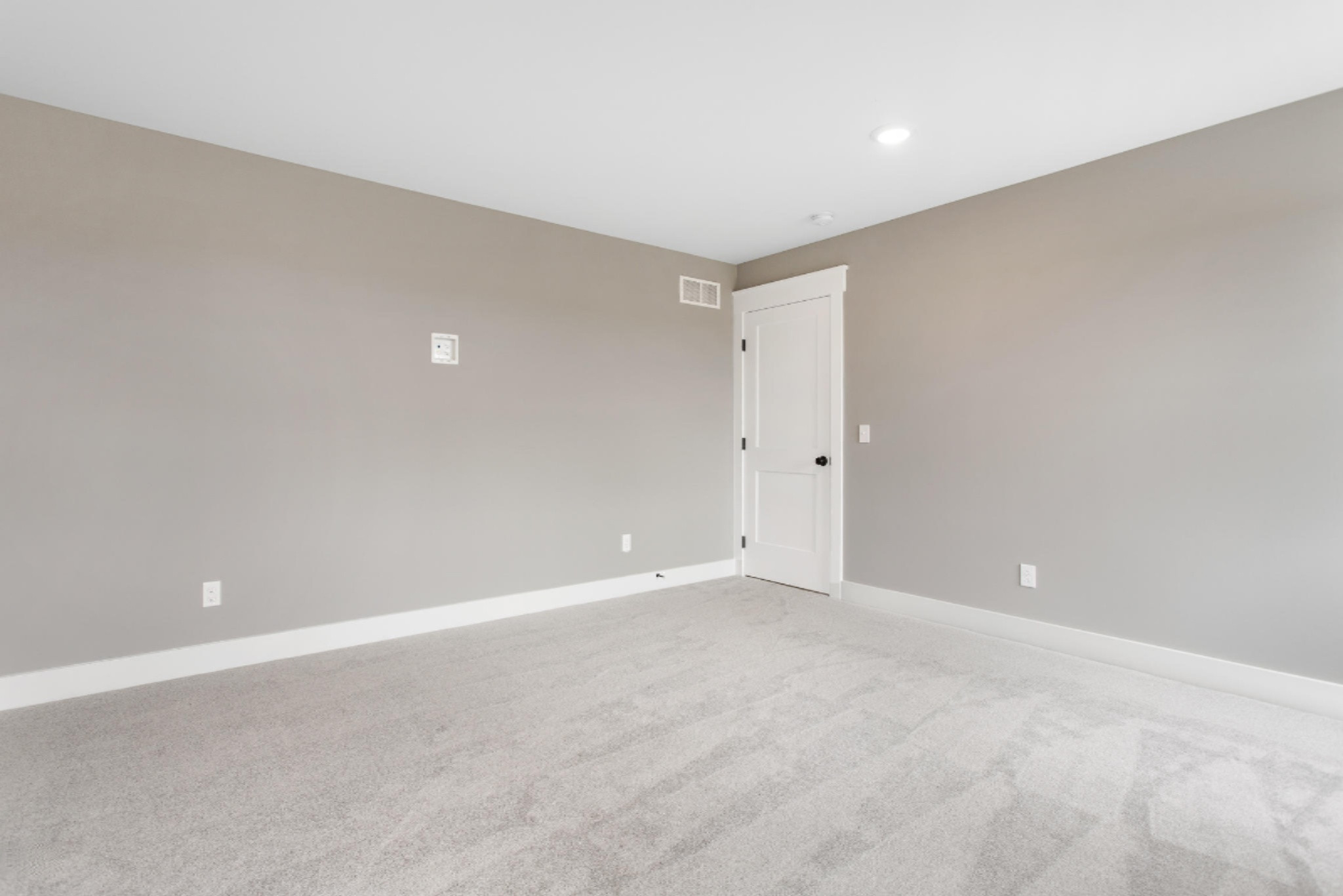 12642 Lockwood Drive, Unit 32 Allendale, MI 49401 - Photo 22 of 53 12642 Lockwood Dr. Allendale-39
