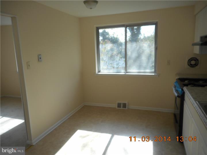 2449 Weir Road Aston, PA 19014 - Photo 4 of 12
