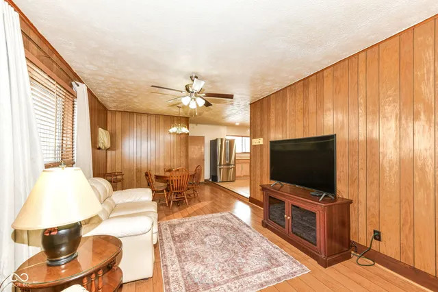 $204,999 | 4141 Moline Drive, Indianapolis, IN 46221