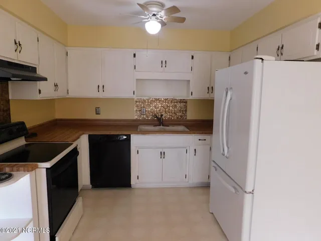 $1,155 | 372 Lee Drive, Havelock, NC 28532