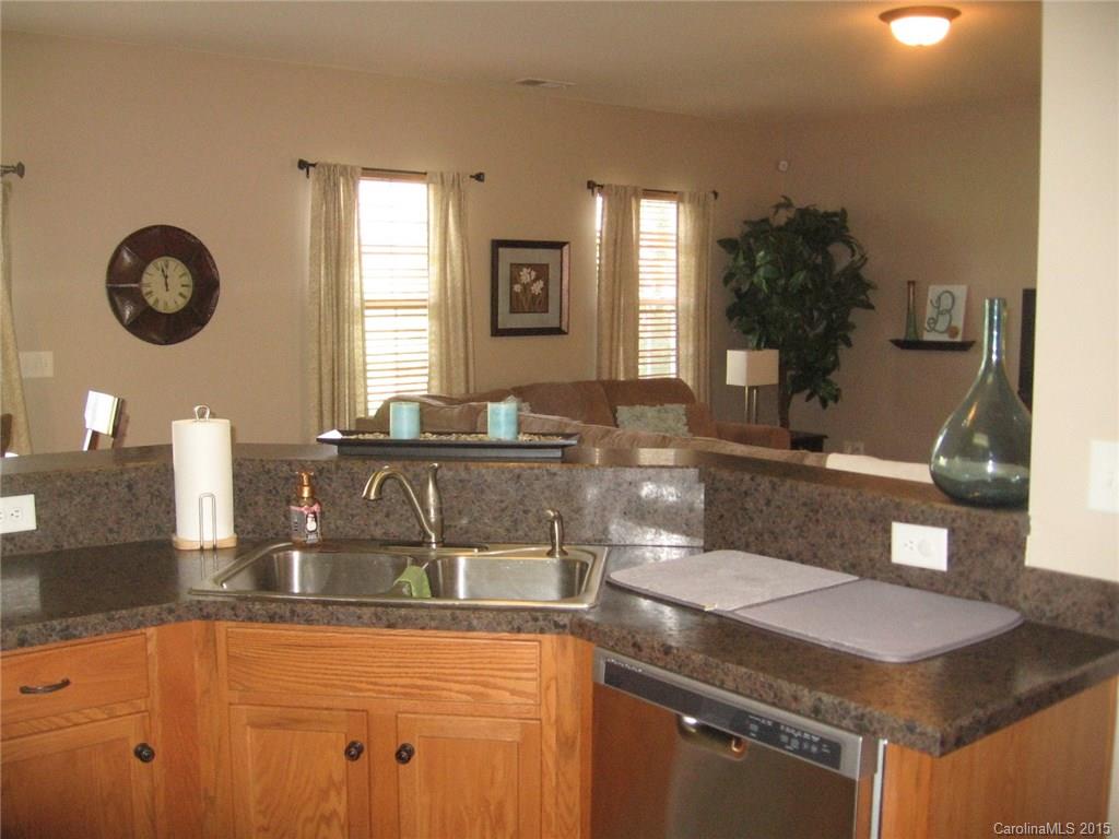 2229 Turtle Point Road, Unit 86 Charlotte, NC 28262 - Photo 8 of 24 Gallery Image 8