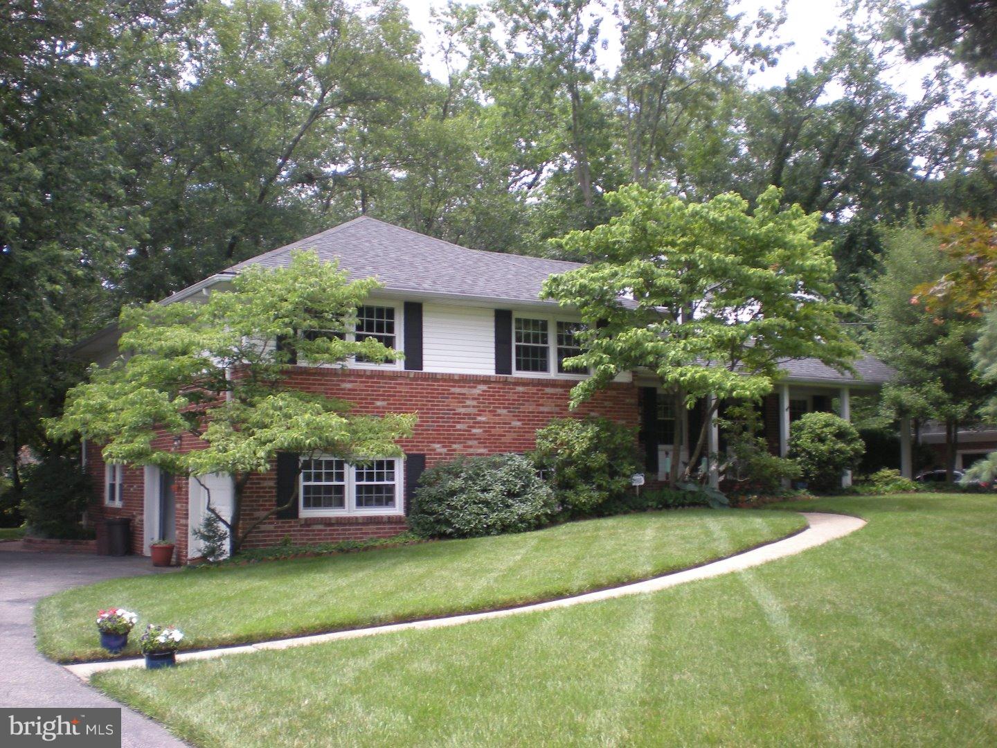 307 Devon Road Cinnaminson, NJ 08077 - Photo 1 of 5 Gallery Image 1