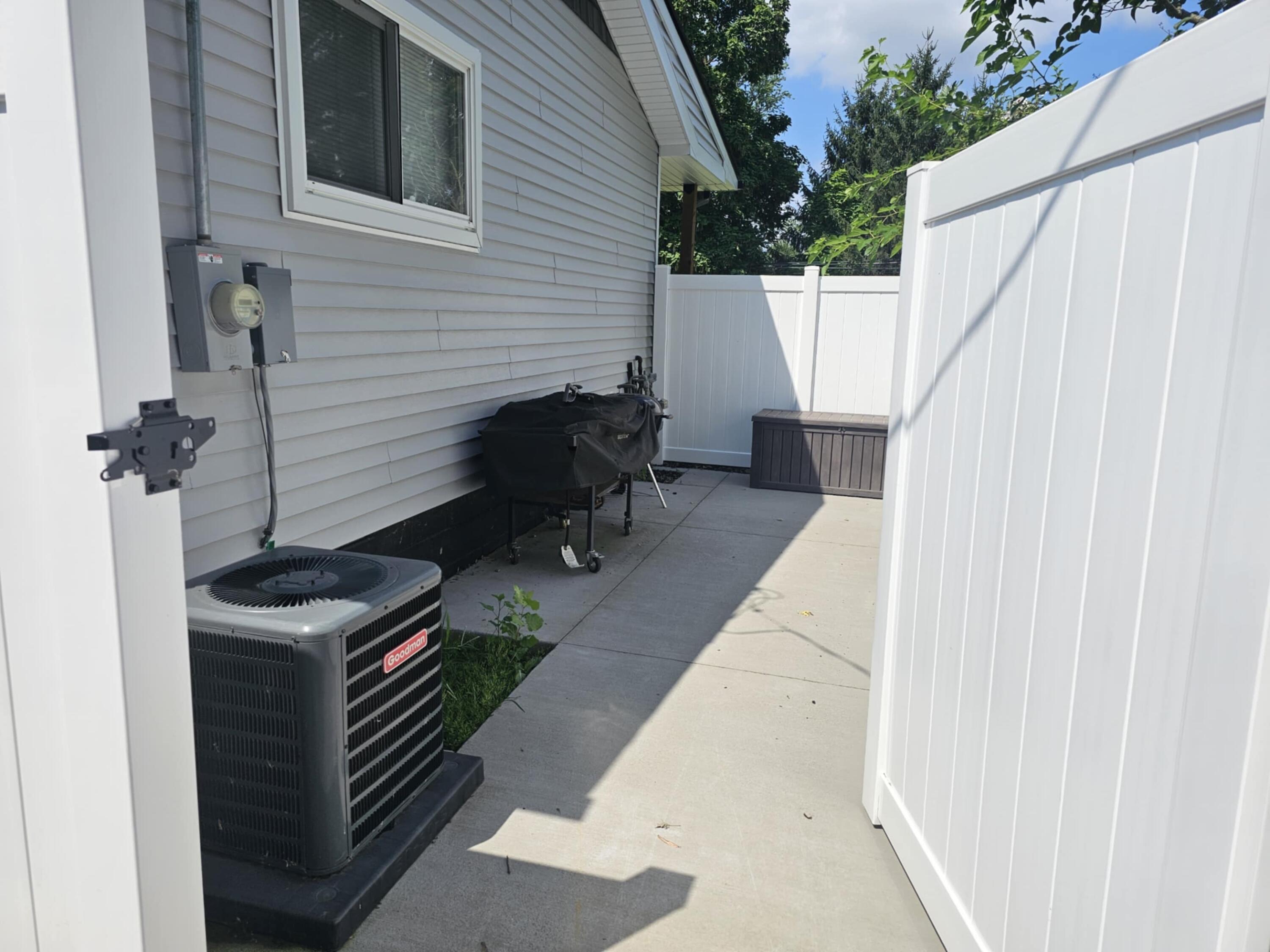 36761 Willow Road New Boston, MI 48164 - Photo 14 of 41 53c319fe-2d6a-4dc6-ac39-8d35c95a17ed