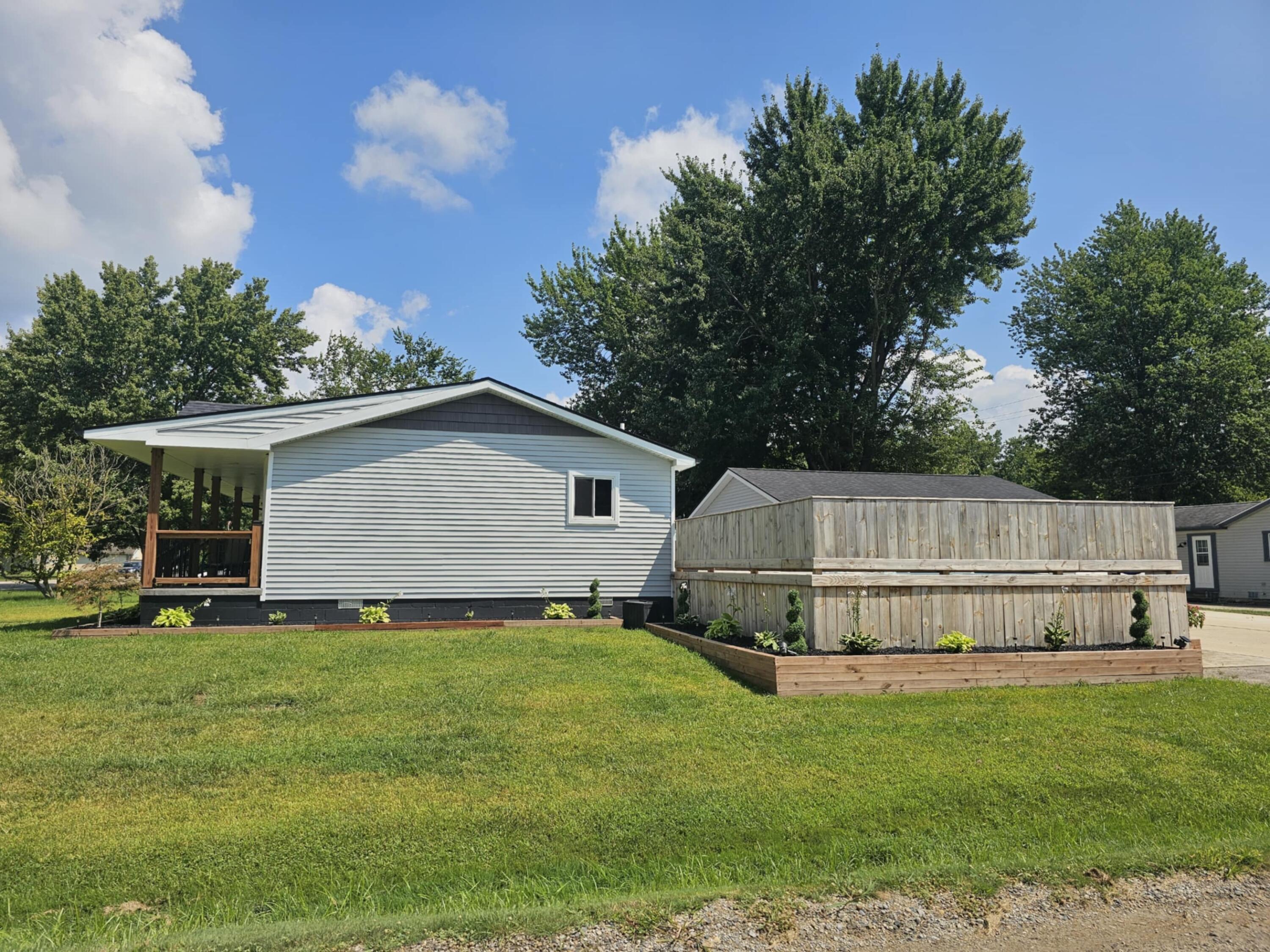 36761 Willow Road New Boston, MI 48164 - Photo 4 of 41 22455f4c-8d47-4605-bbc0-27a372426ccb
