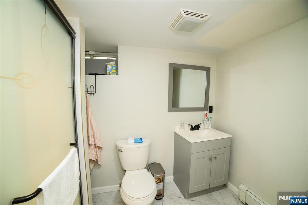 415-417 19th Avenue Paterson, NJ 07504 - Photo 27 of 33