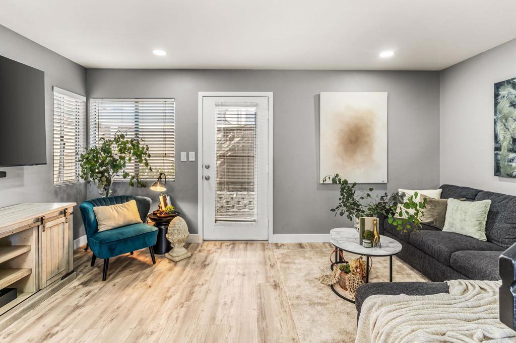 2240 Kings View Circle Spring Valley, CA 91977 - Photo 9 of 23