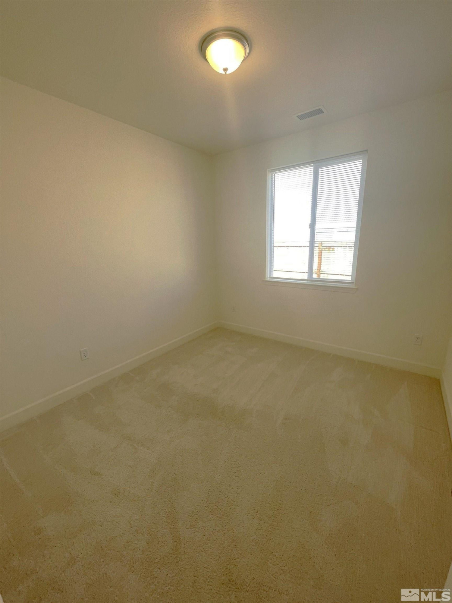 7255 Rutherford Drive Reno, NV 89506 - Photo 7 of 17 Photo 7