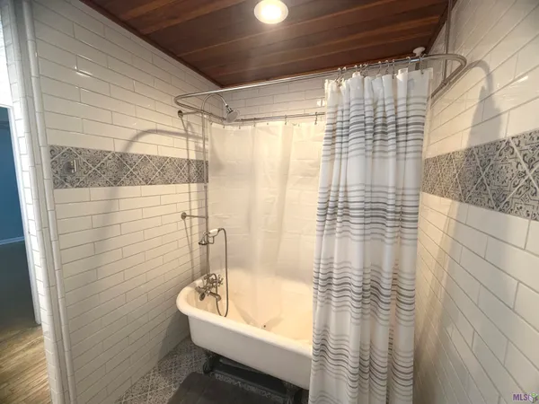 $147,500 | 169 Highway 3162 Cut Off La, Cut Off, LA 70345