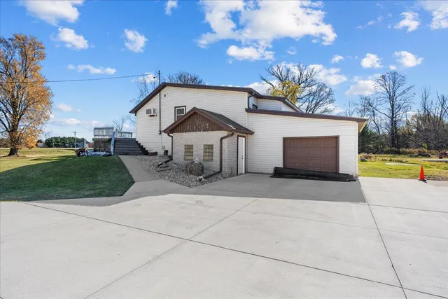 $664,900 | N7330 Lakeshore Road, Mosel, WI 53083