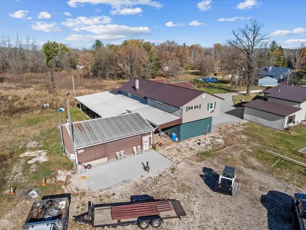 $624,900 | N7330 Lakeshore Road, Mosel, WI 53083