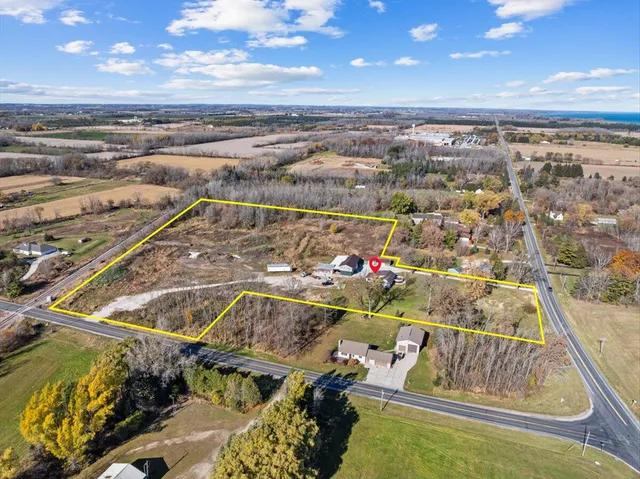 $664,900 | N7330 Lakeshore Road, Mosel, WI 53083