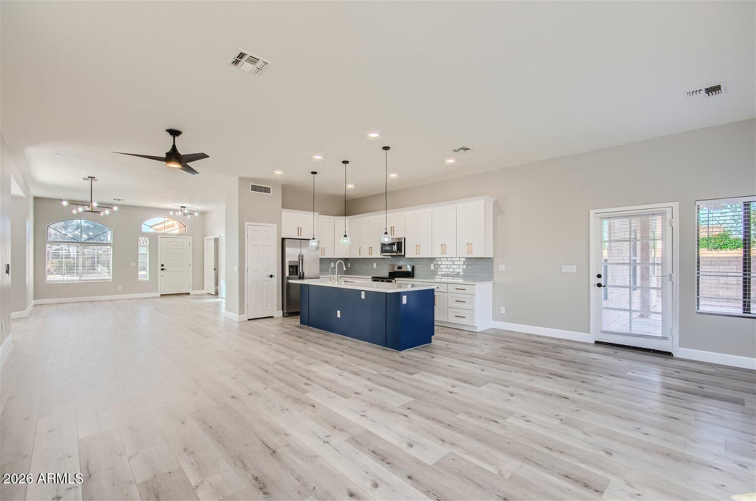 658 East Ranch Road Gilbert, AZ 85296 - Photo 12 of 27 658 e ranch rd - Web Quality - 012 - 16