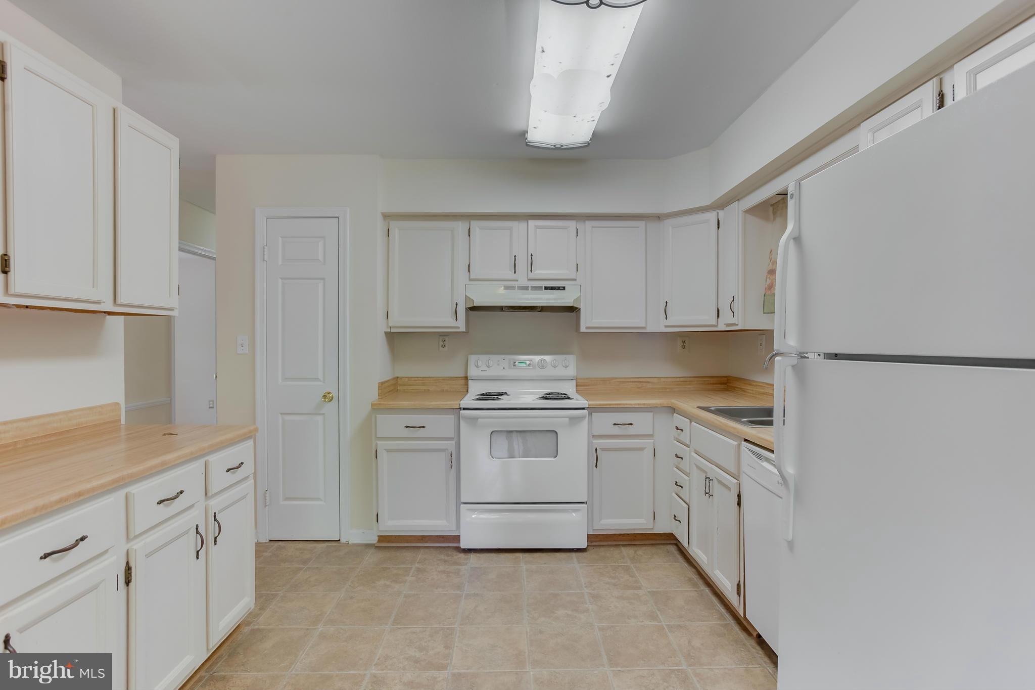 139 Choptank Road Stafford, VA 22556 - Photo 14 of 27 Kitchen