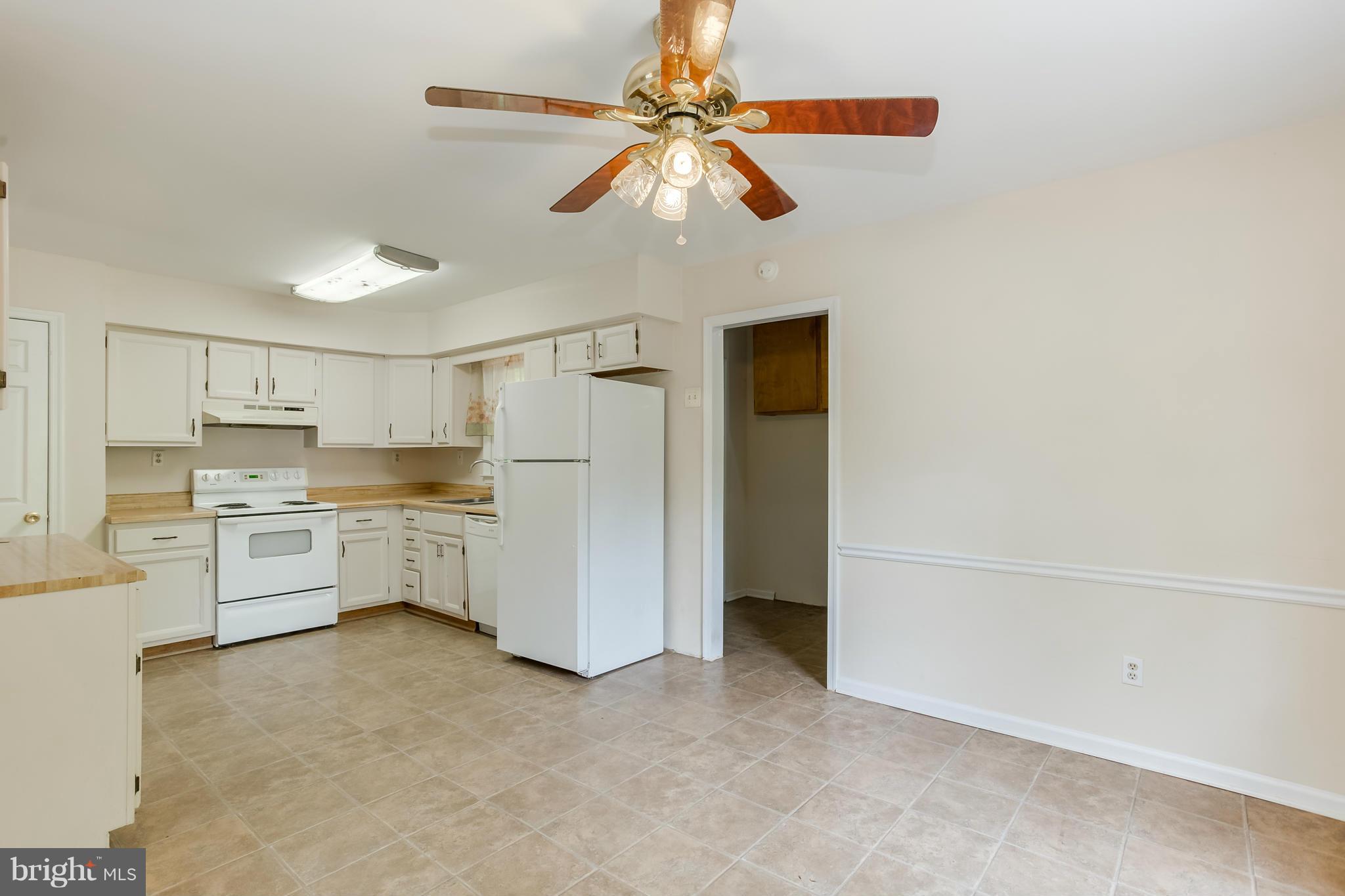 139 Choptank Road Stafford, VA 22556 - Photo 10 of 27 Kitchen