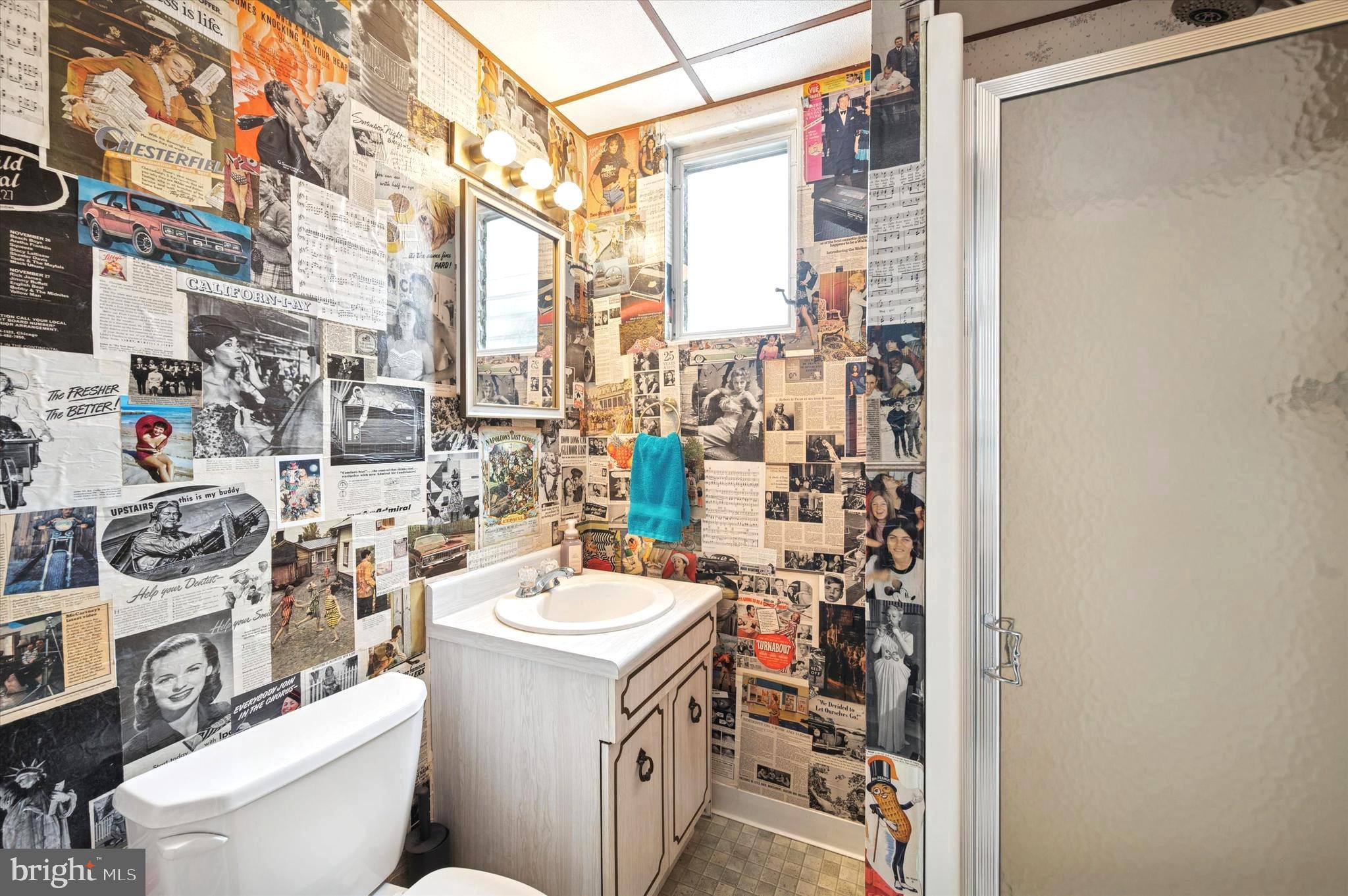 224 Farnham Road Havertown, PA 19083 - Photo 13 of 20 1st Floor Bathroom