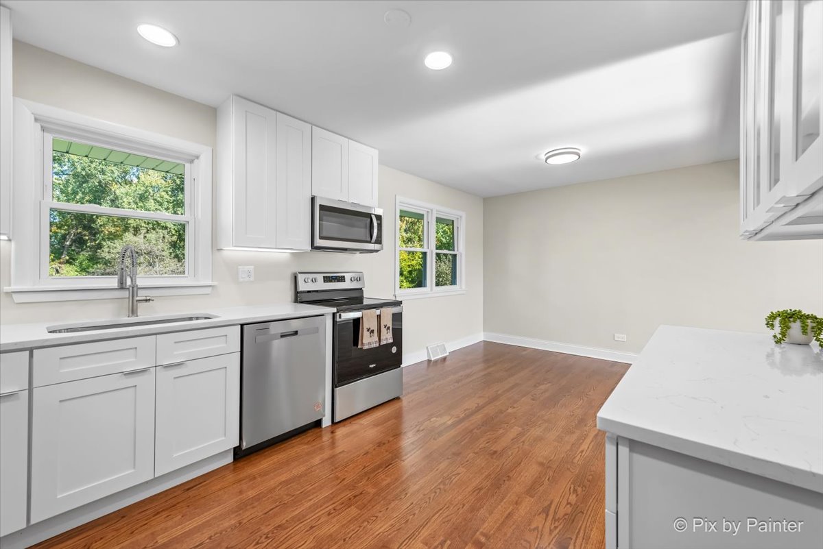 536 East Dundee Road Palatine, IL 60074 - Photo 8 of 31 Gallery Image 8