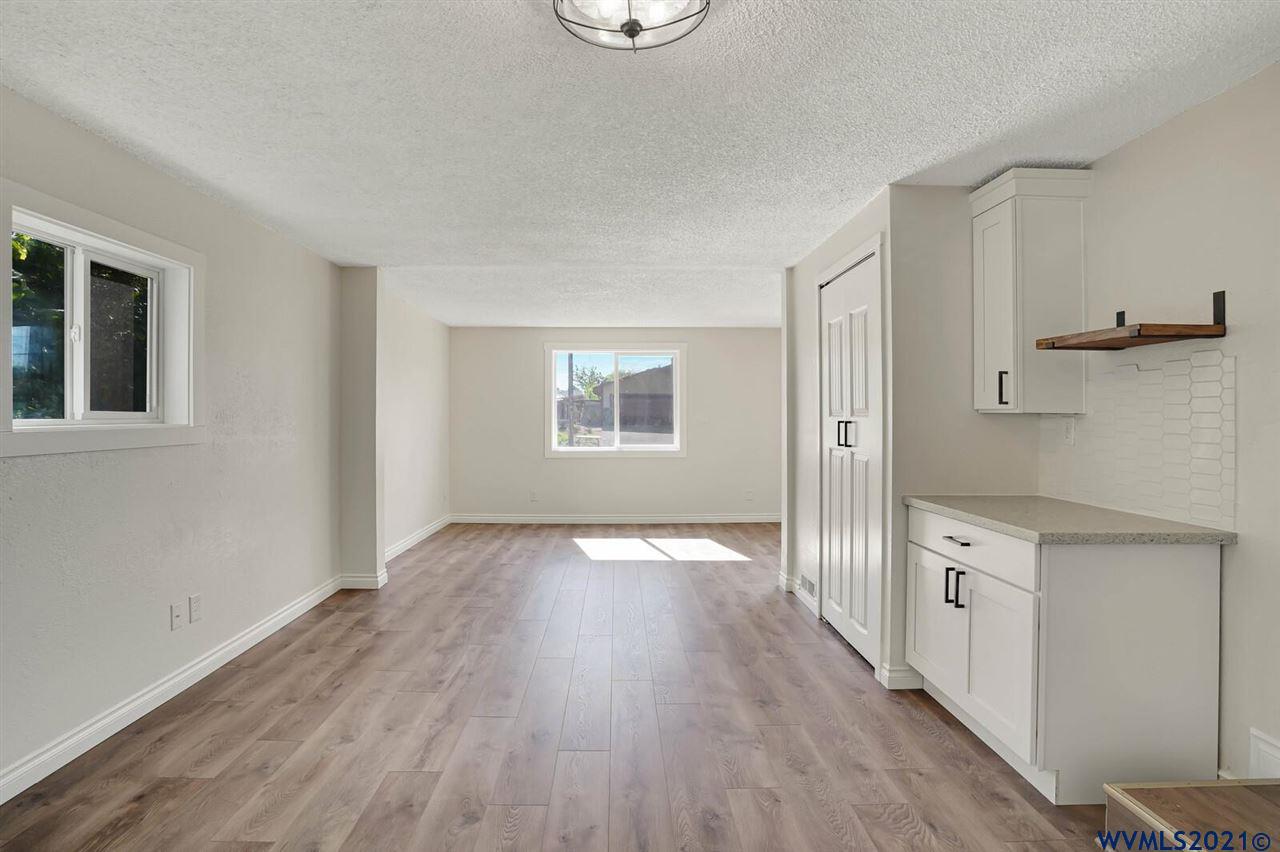 1321 Filbert Street Lebanon, OR 97355 - Photo 17 of 38 Gallery Image 17