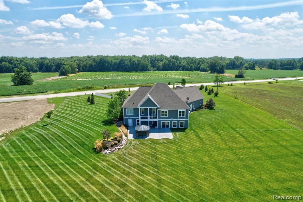 7303 Perry Road Grand Blanc, MI 48439 - Photo 7 of 37