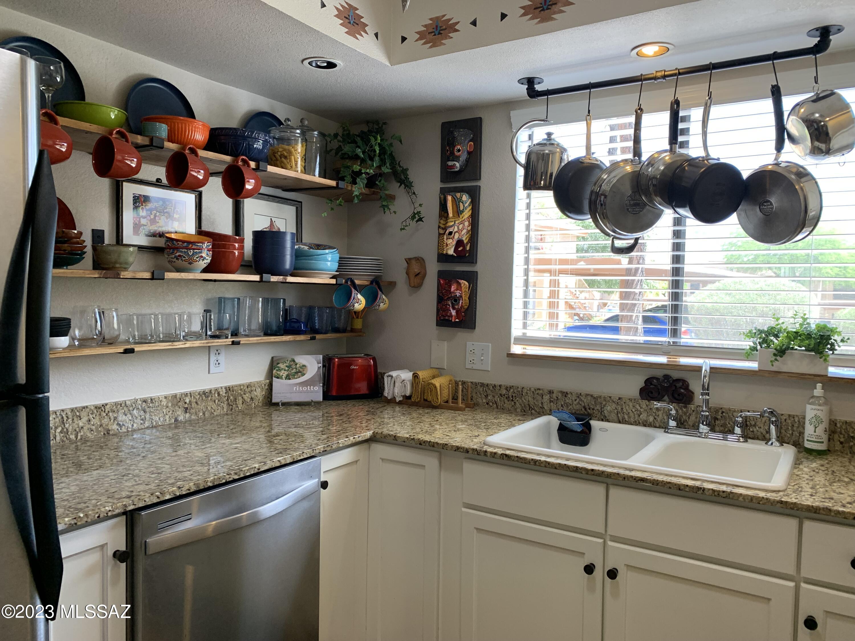 7255 East Snyder Road, Unit 5104 Tucson, AZ 85750 - Photo 7 of 27 IMG_9072 (1)