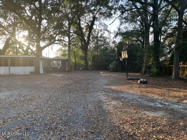 $99,500 | 205 Hopkins Boulevard, Biloxi, MS 39530