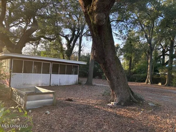 $99,500 | 205 Hopkins Boulevard, Biloxi, MS 39530