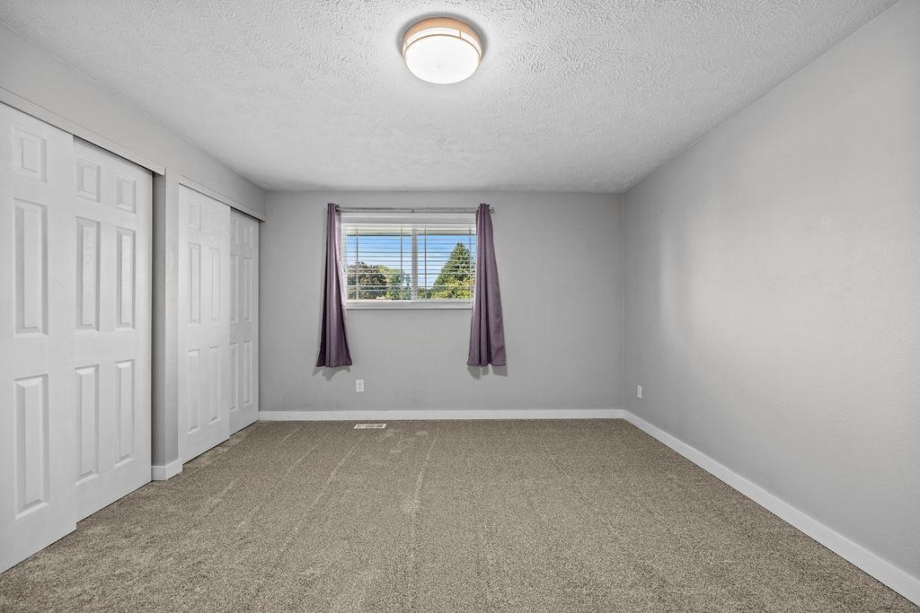 4514 North Isenhart Road Spokane Valley, WA 99216 - Photo 15 of 43 Gallery Image 15