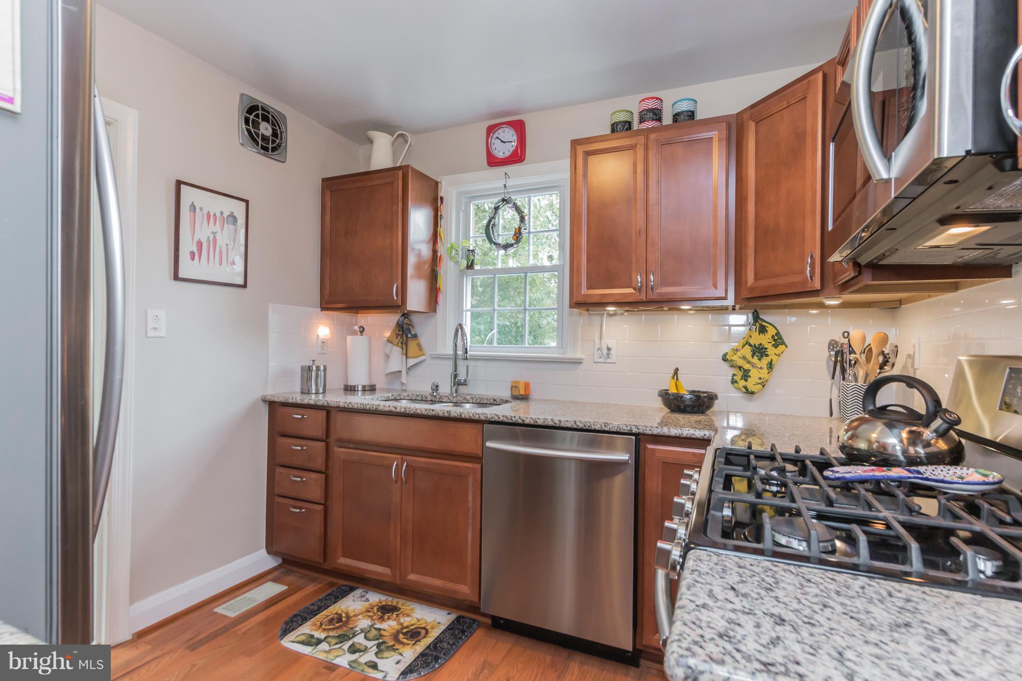 2410 Seminary Road Silver Spring, MD 20910 - Photo 10 of 29