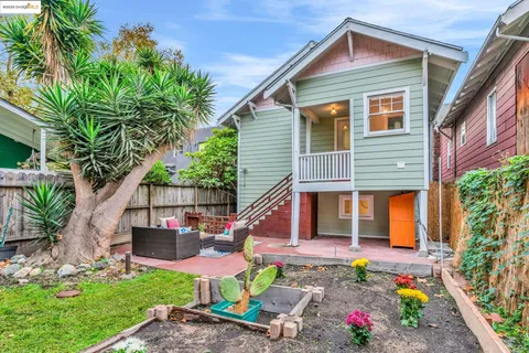 $748,000 | 1034 East 21st Street, Oakland, CA 94606