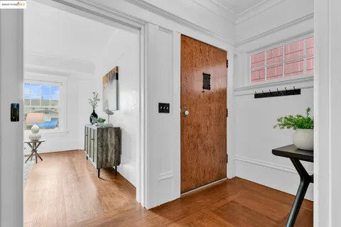 $748,000 | 1034 East 21st Street, Oakland, CA 94606