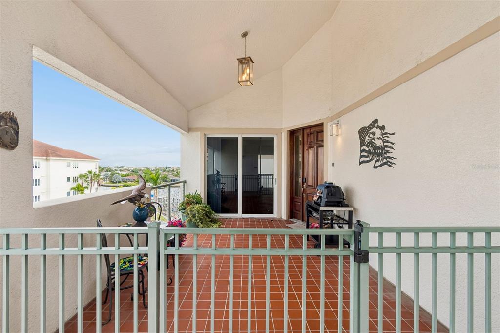 1038 Bellasol Way, Unit 403 Apollo Beach, FL 33572 - Photo 52 of 89