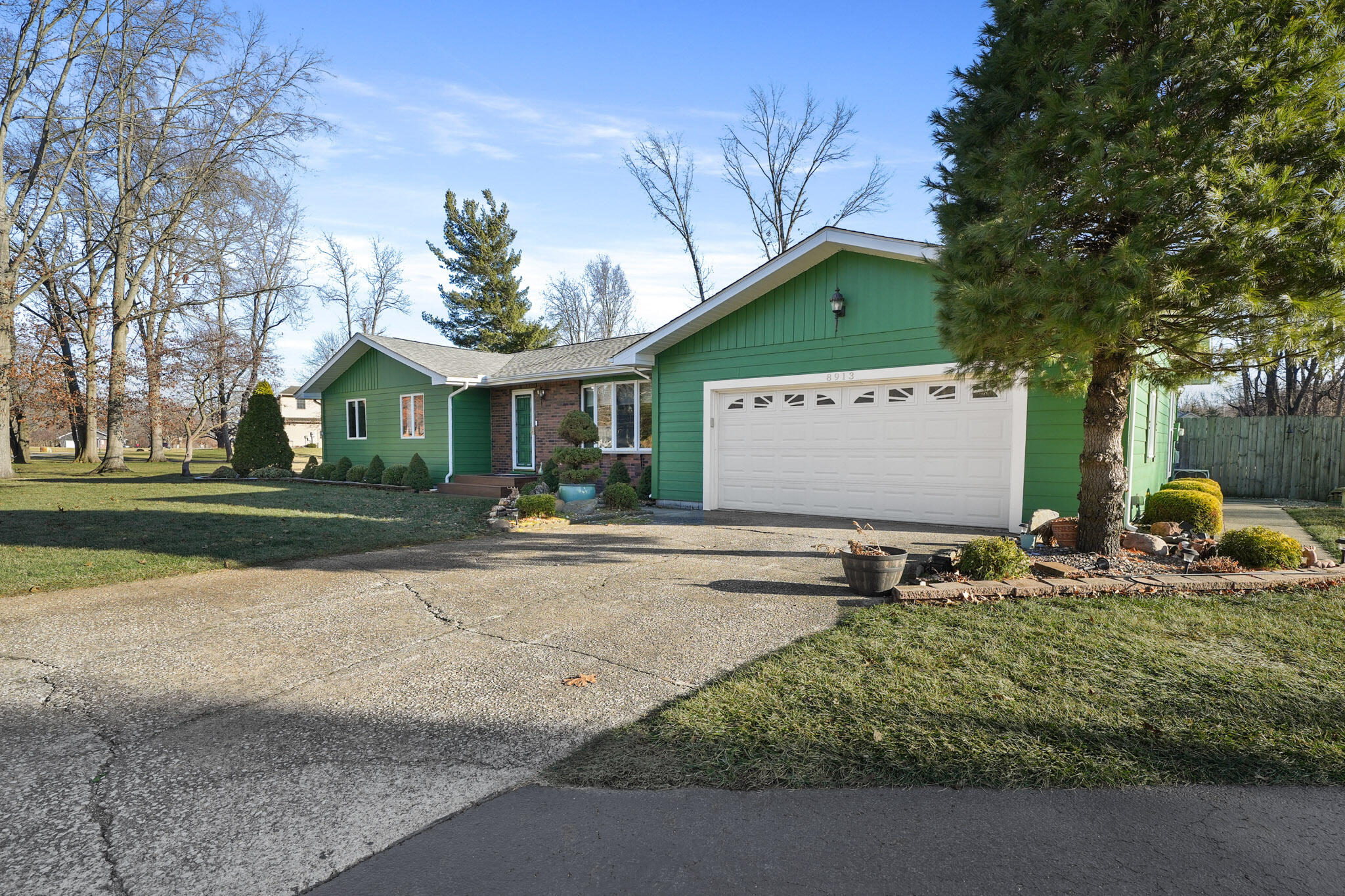 8913 22nd Street Southwest Demotte, IN 46310 - Photo 3 of 36 2048x1365