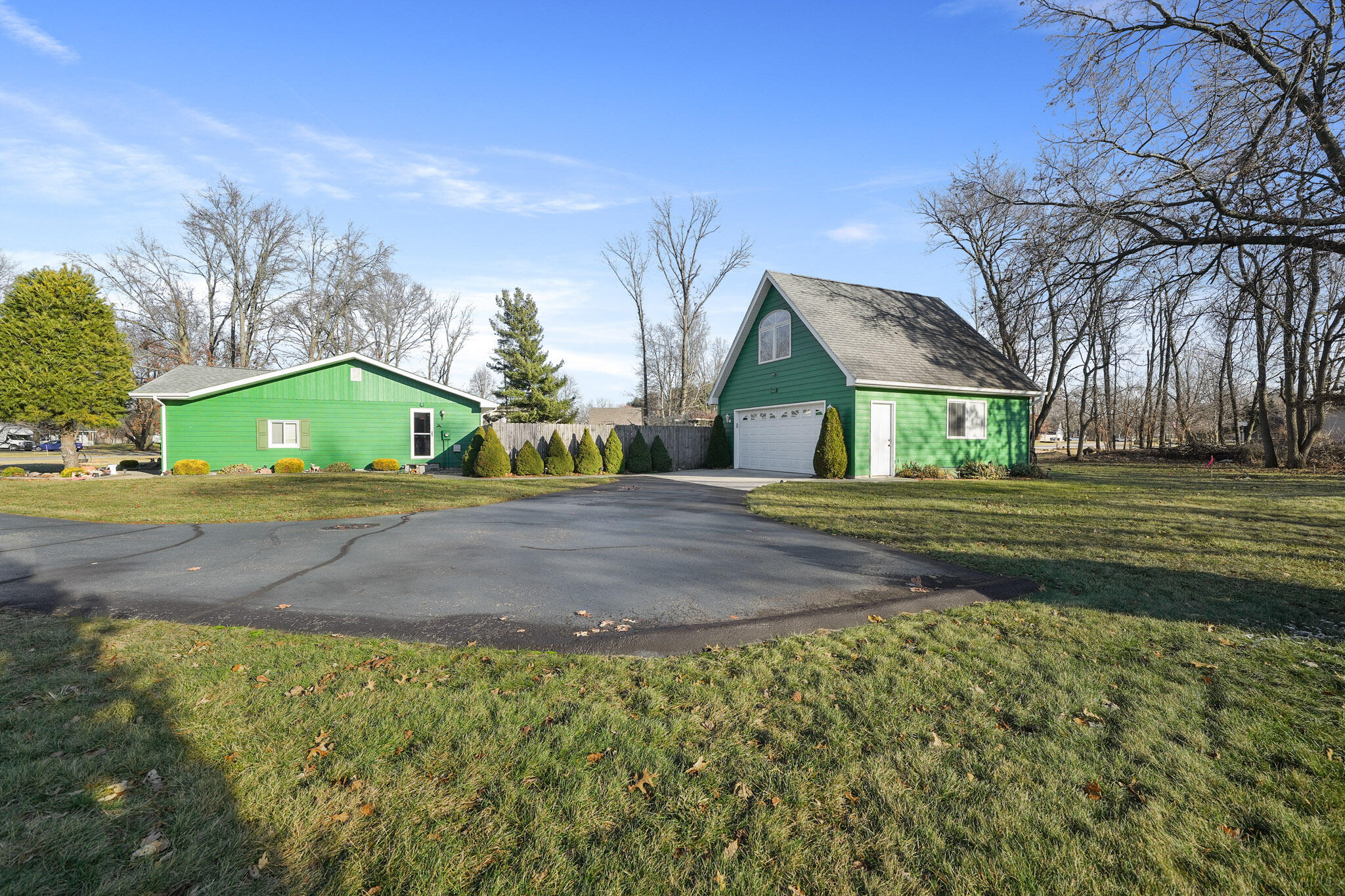 8913 22nd Street Southwest Demotte, IN 46310 - Photo 4 of 36 2048x1365