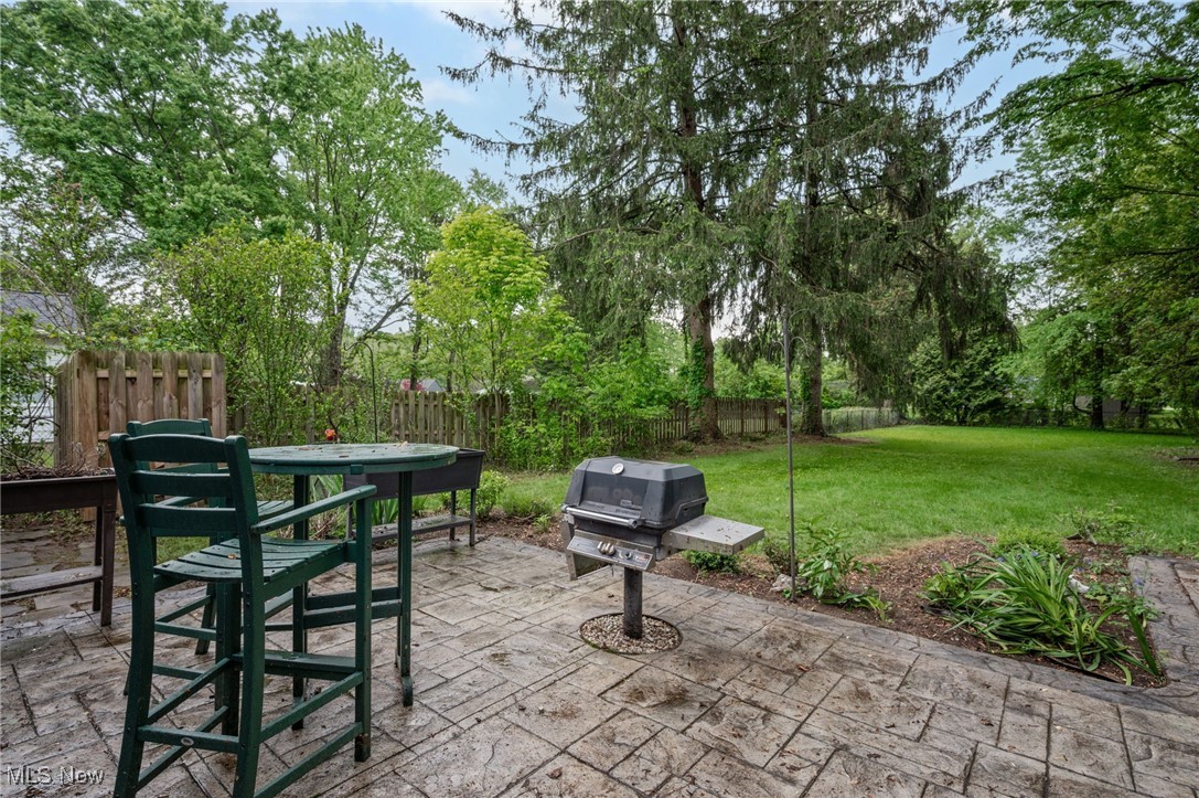 21555 Mastick Road Cleveland, OH 44126 - Photo 28 of 33