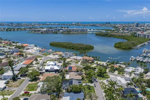 $850,000 | 6717 Cardinal Drive South, St. Petersburg, FL 33707