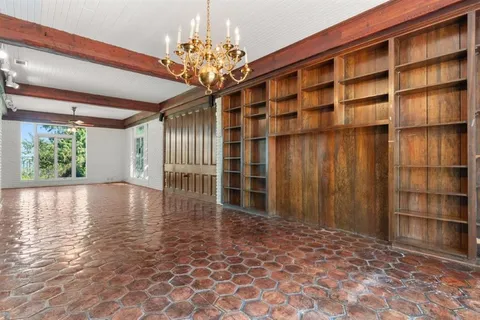 $1,700,000 | 3210 Henderson Bayou Road, Lake Charles, LA 70605