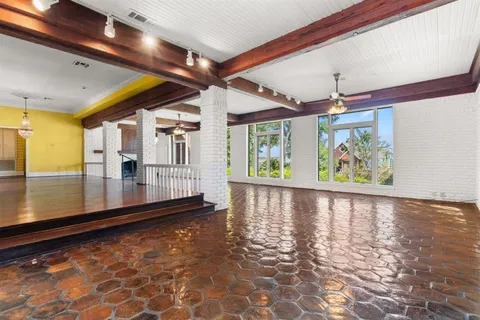 $1,700,000 | 3210 Henderson Bayou Road, Lake Charles, LA 70605