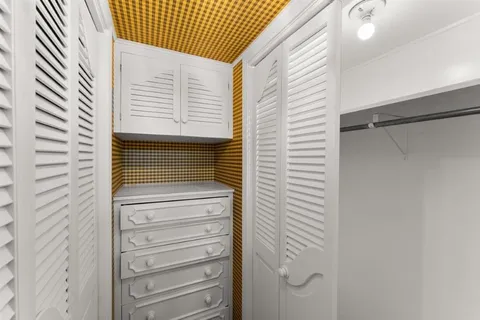 $1,700,000 | 3210 Henderson Bayou Road, Lake Charles, LA 70605