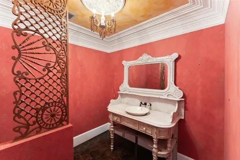 $1,700,000 | 3210 Henderson Bayou Road, Lake Charles, LA 70605