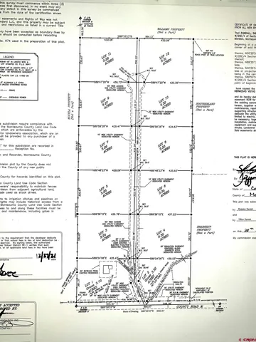 a picture of a glass window