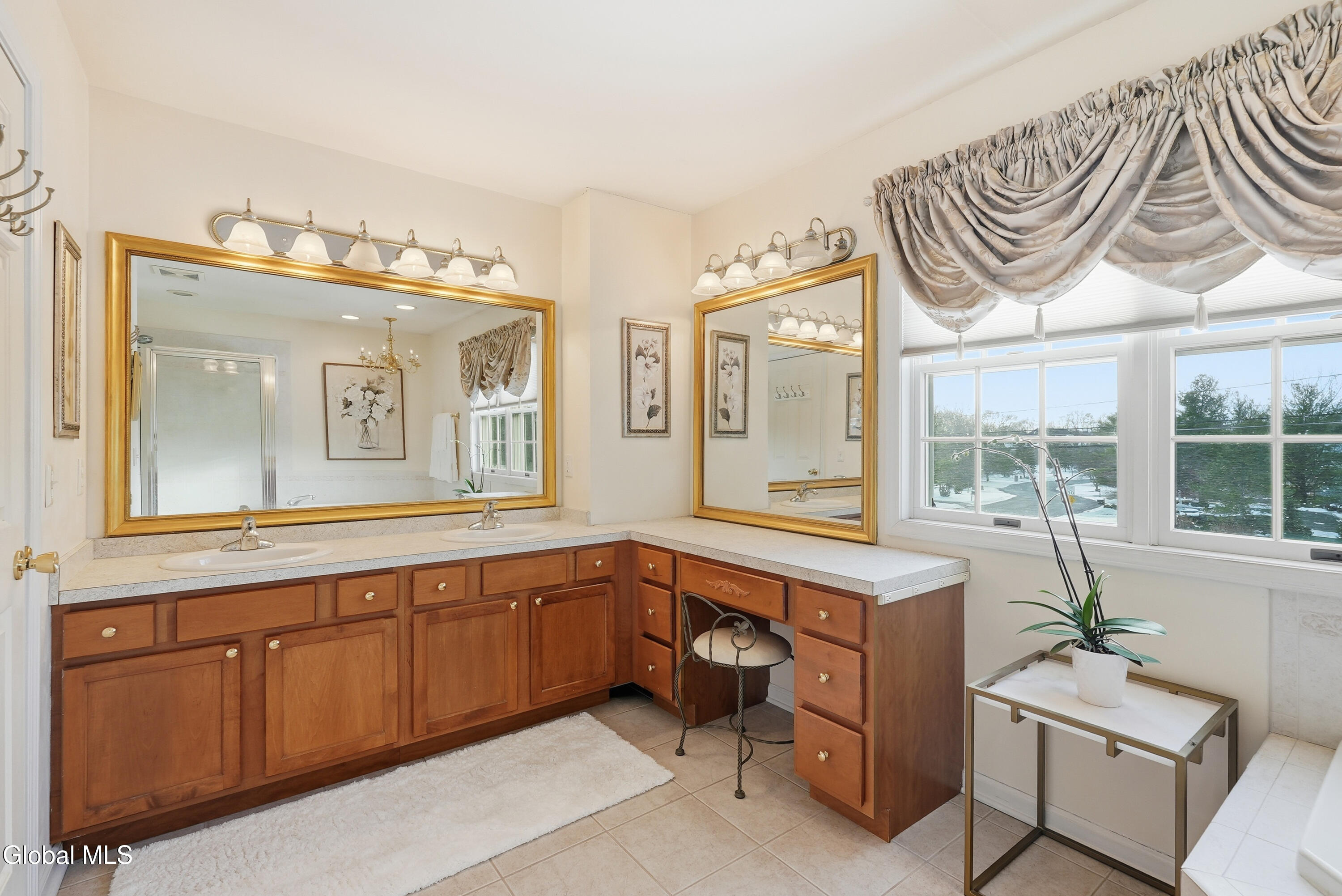 159 Old Niskayuna Road Colonie, NY 12211 - Photo 31 of 46 47