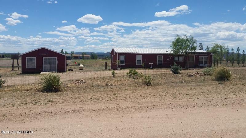 2865 West Annie Road Paulden, AZ 86334 - Photo 1 of 33 front