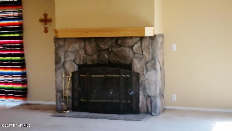 2865 West Annie Road Paulden, AZ 86334 - Photo 5 of 33 Woodburning Fireplace