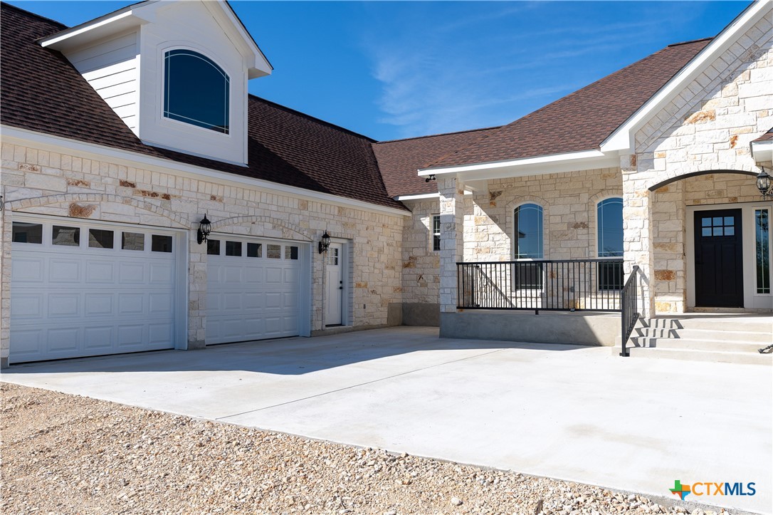 1000 Black Ankle Road Lockhart, TX 78644 - Photo 4 of 40 a view of a building with a large space