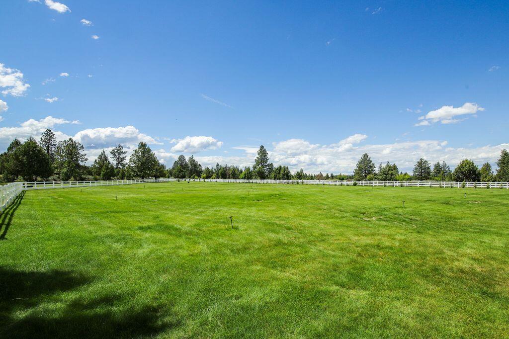 60604 Woodside Road Bend, OR 97702 - Photo 98 of 99 woodside 55