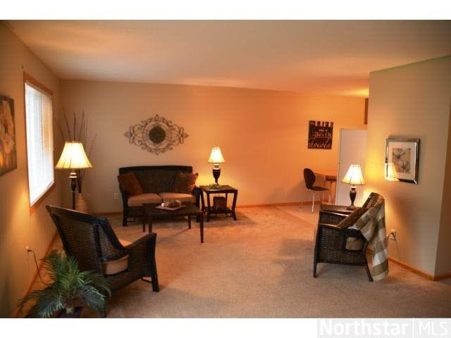 1599 County Rd D East, Unit J Maplewood, MN 55109 - Photo 5 of 15 Gallery Image 5