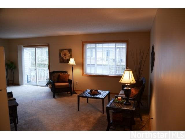 1599 County Rd D East, Unit J Maplewood, MN 55109 - Photo 6 of 15 Gallery Image 6